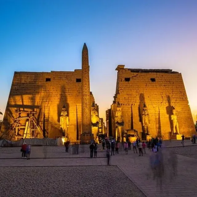 Luxor Full Day Tour with Hot Air Balloon